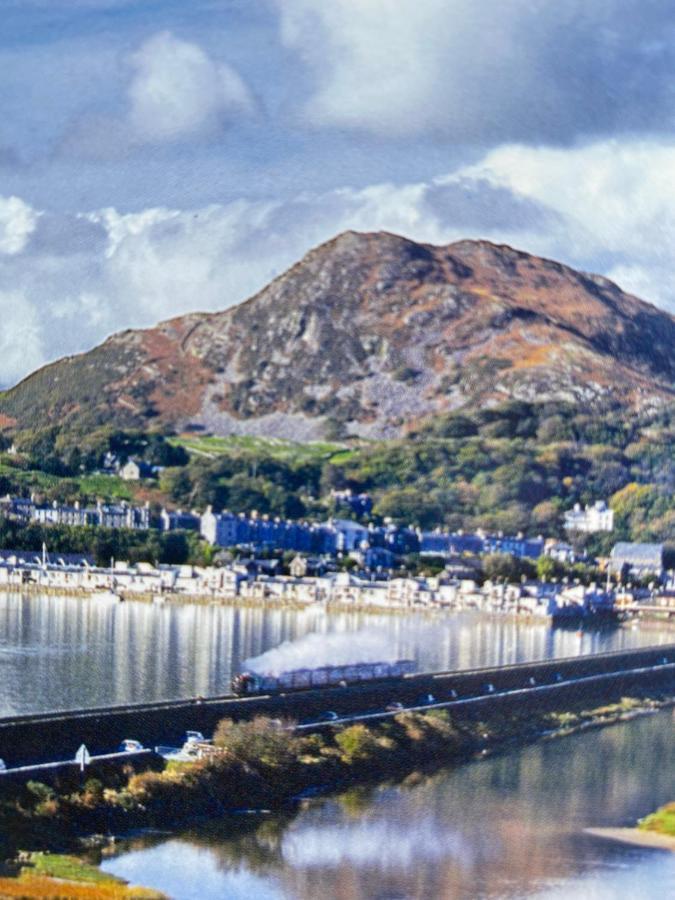 Porthmadog Centre Exterior foto
